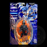 Aliens Special Deluxe Flying Queen Figure Display Case
