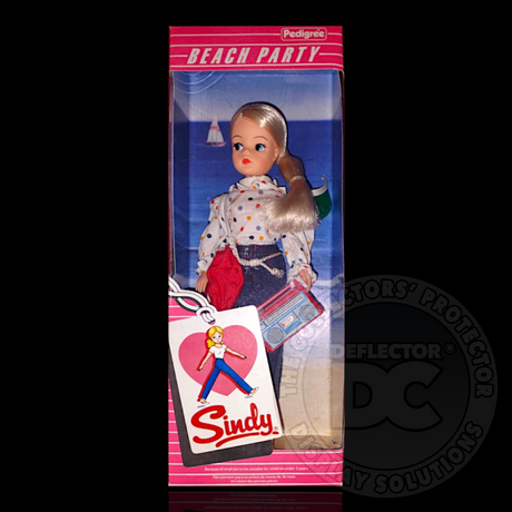 Sindy Beach Party (Pedigree) Doll Display Case