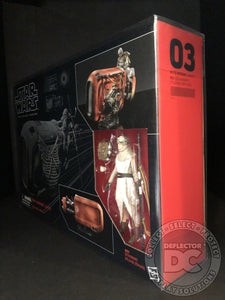 Star Wars The Black Series Rey’s Speeder (Jakku) Display