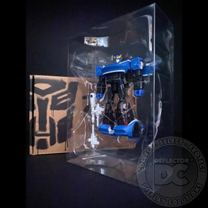 Transformers Generations Selects Series Deluxe Class Figure